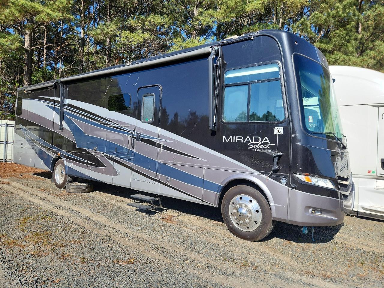 2019 Ford F53 RV