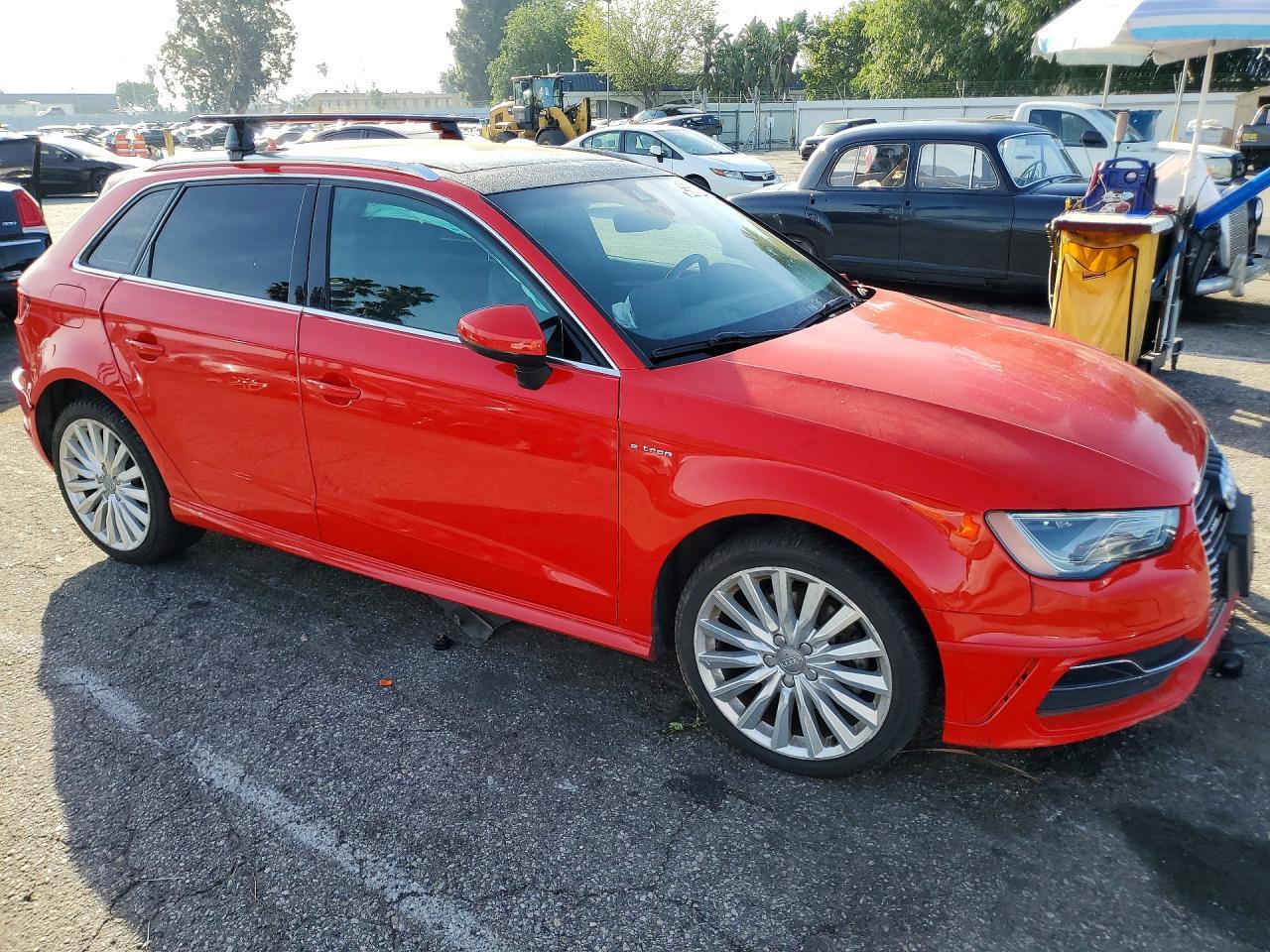 2016 Audi A3 E-tron Prestige