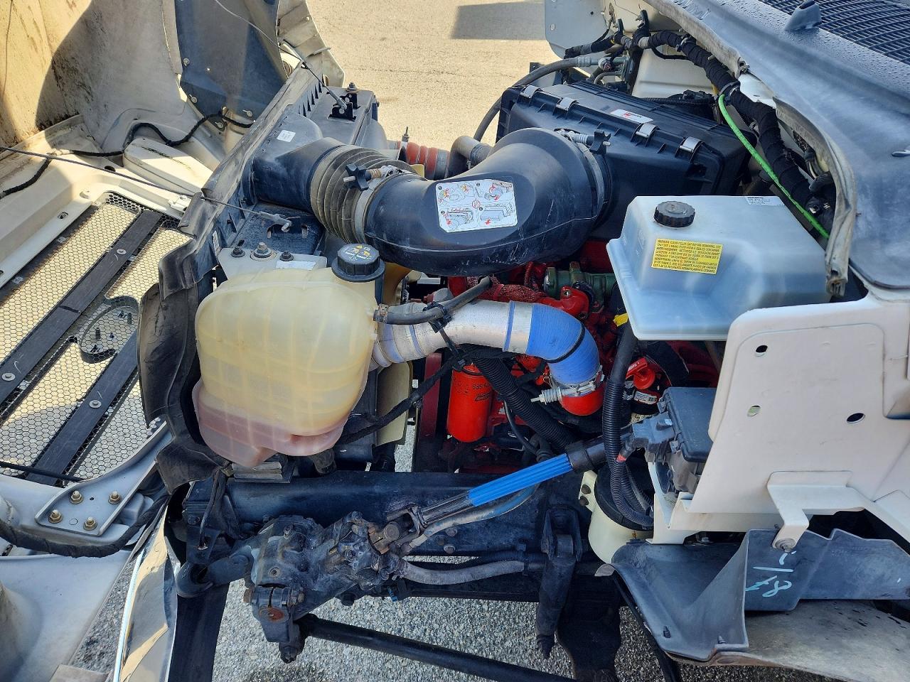 2015 Ford F650 Super Duty BOX Truck