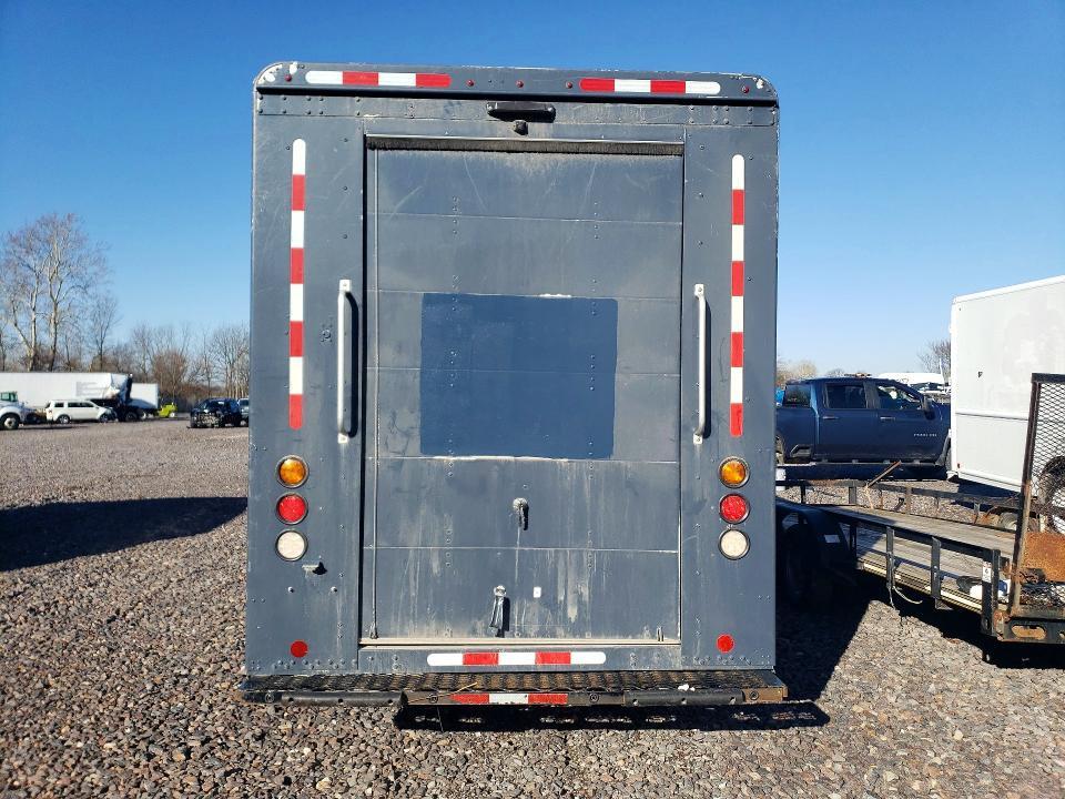 2020 Freightliner MT45G Chassis Delivery Truck