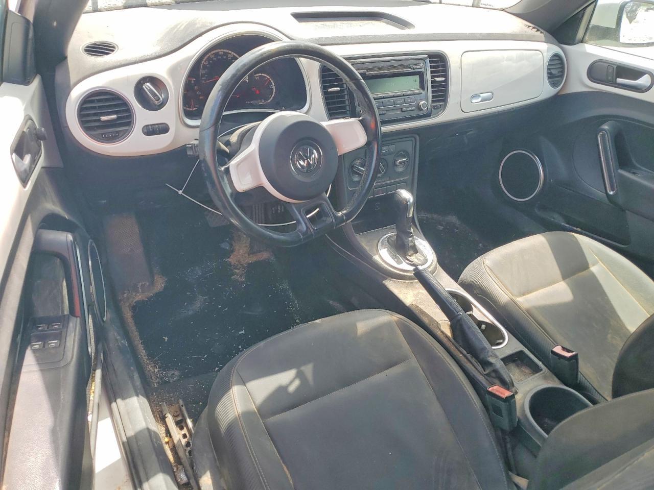 2013 Volkswagen Beetle