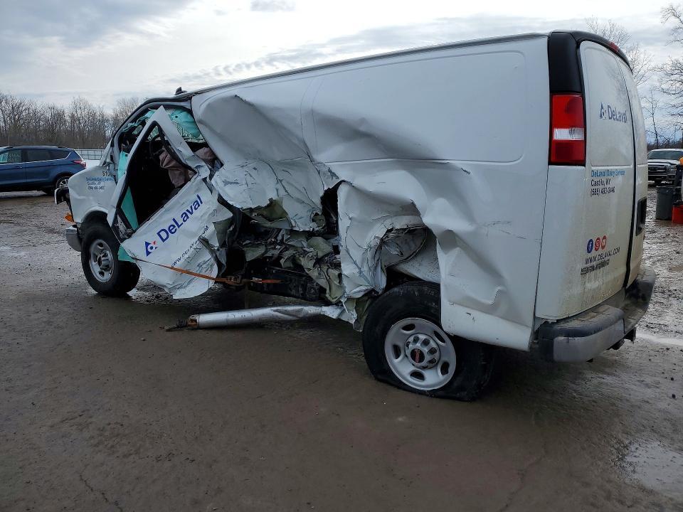 2025 GMC Savana 3500 Cargo Utility / Service van