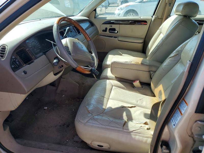 2000 Lincoln Town car Cartier