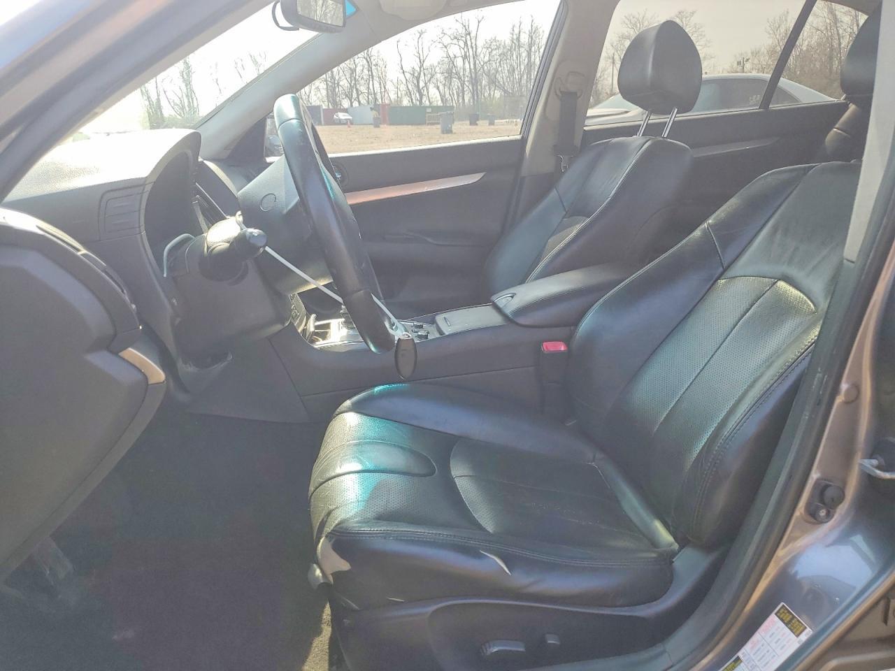 2015 Infiniti Q40 Base