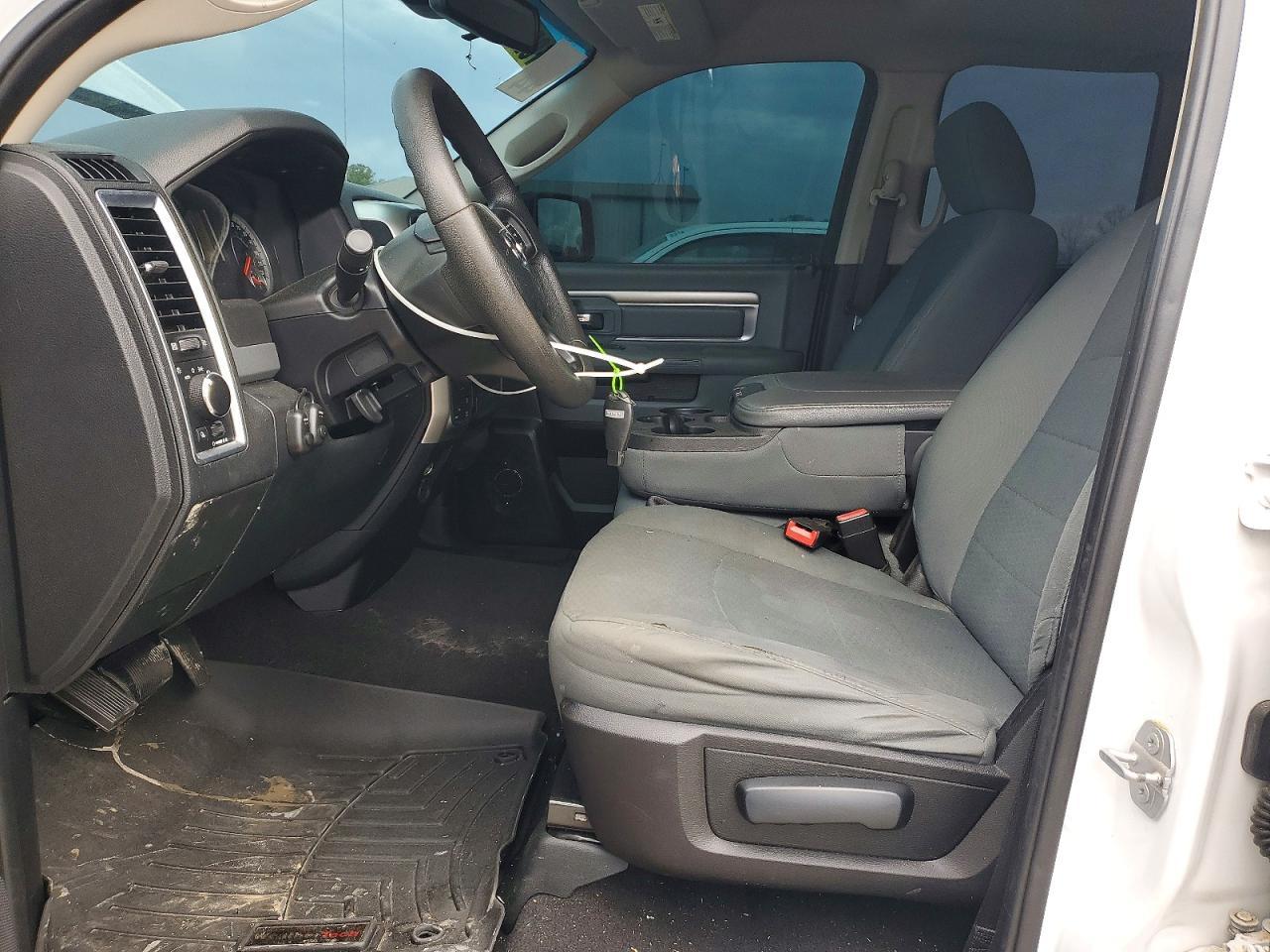 2016 Dodge RAM 1500 SLT