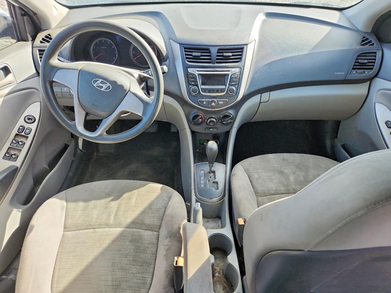 2015 Hyundai Accent gls