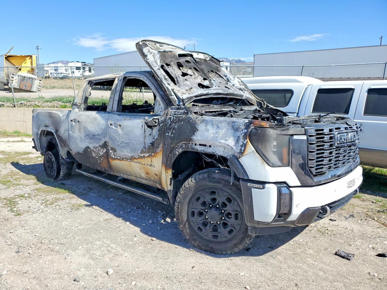 2024 GMC Sierra K3500 Denali Ultimate