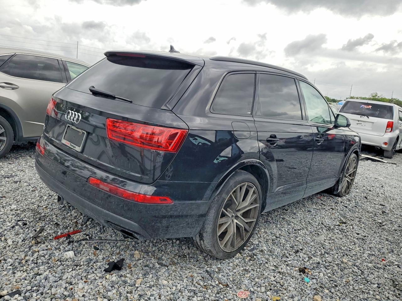 2019 Audi Q7 Prestige
