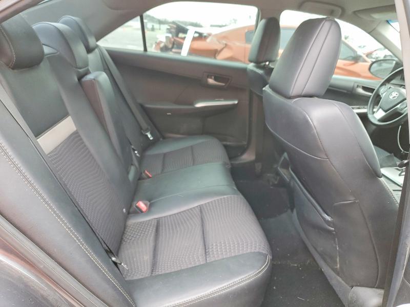 2013 Toyota Camry le 4D Sedan