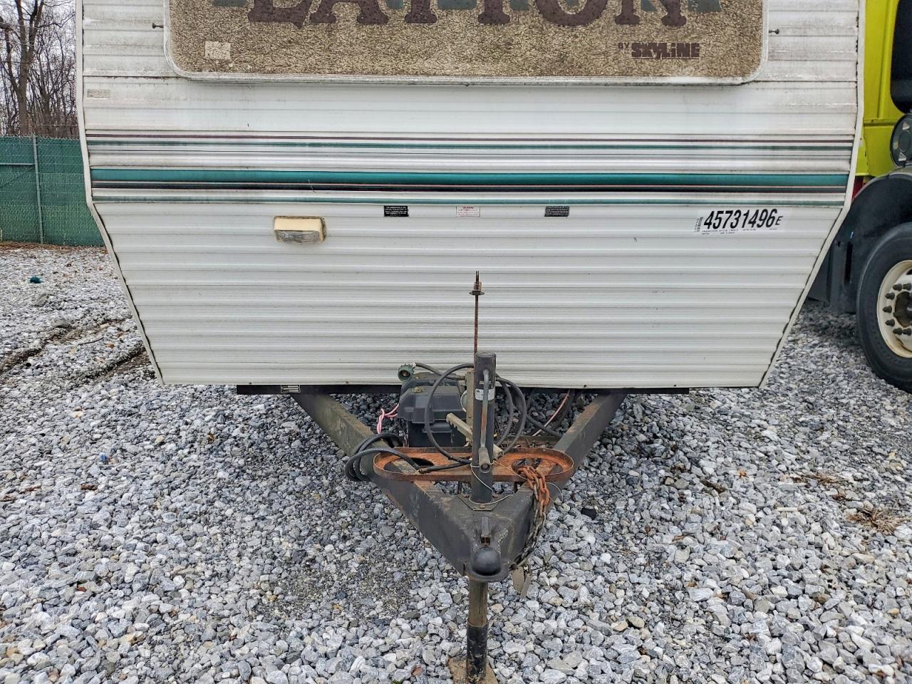 2001 Layton Travel Trailer