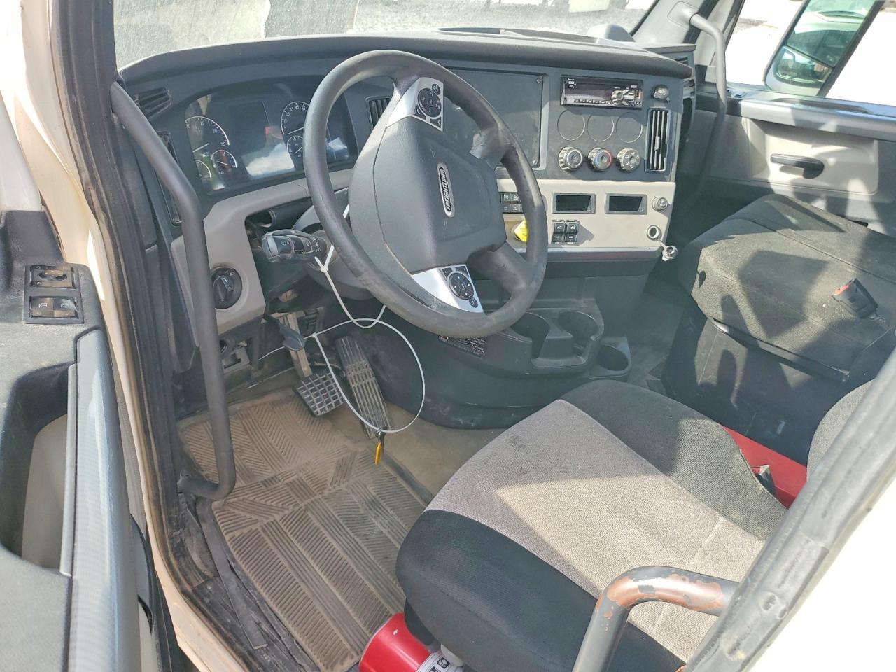 2020 Freigliner 2020 Freightliner Cascadia 126 Semi Truck