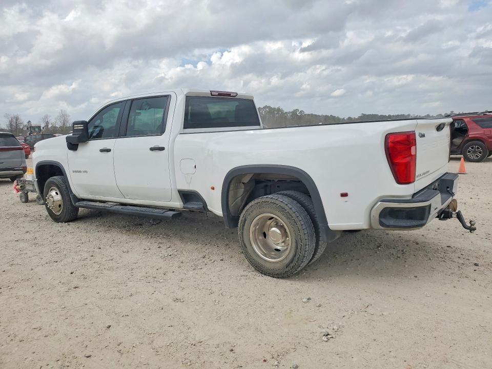 2021 Chevrolet Silverado C3500