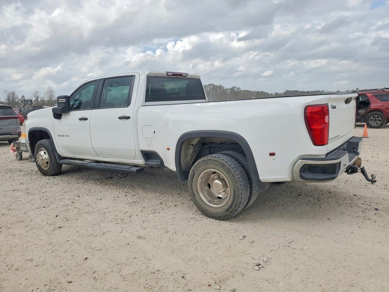 2021 Chevrolet Silverado C3500