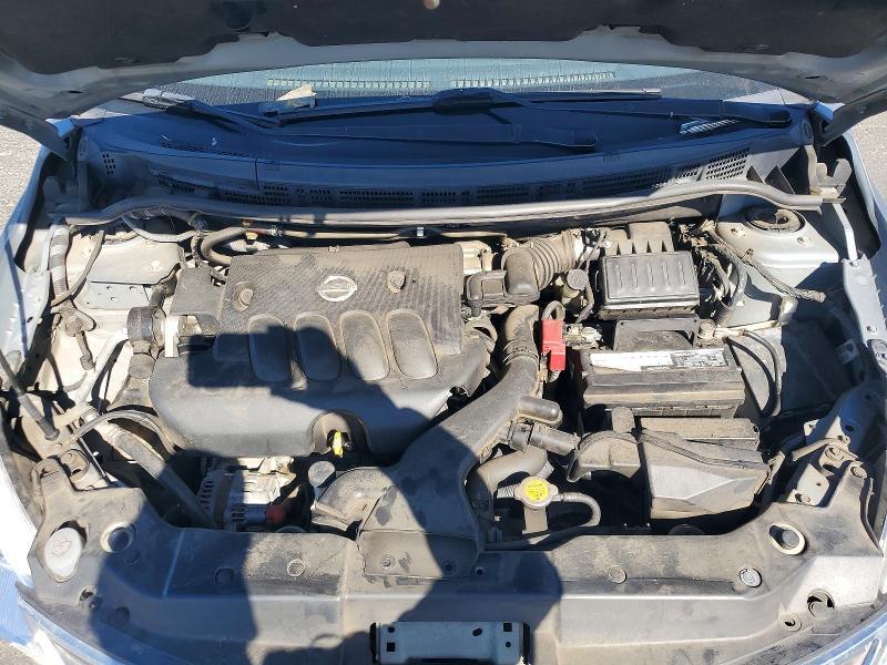 2011 Nissan Versa 1.8 s