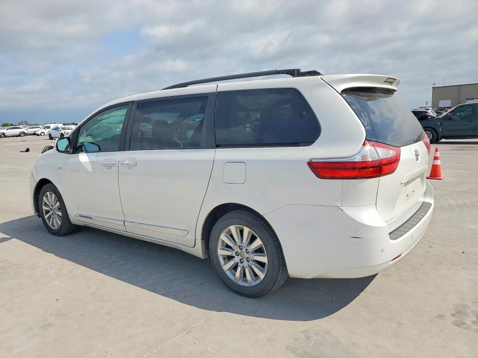 2016 Toyota Sienna xle 7-passenger