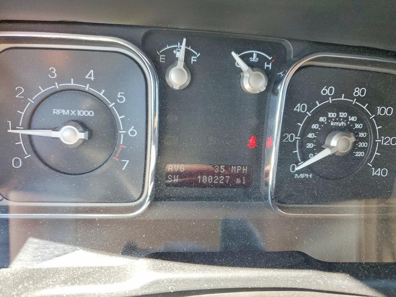 2009 Lincoln Townhouse MKX