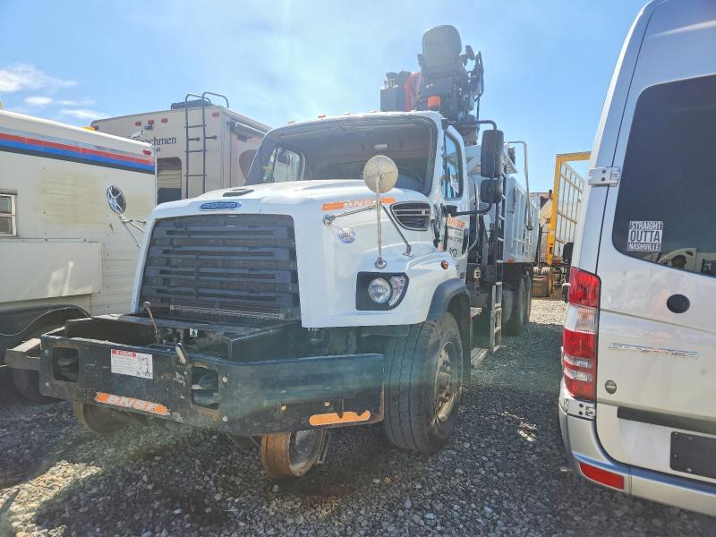 2021 Freigliner 114SD