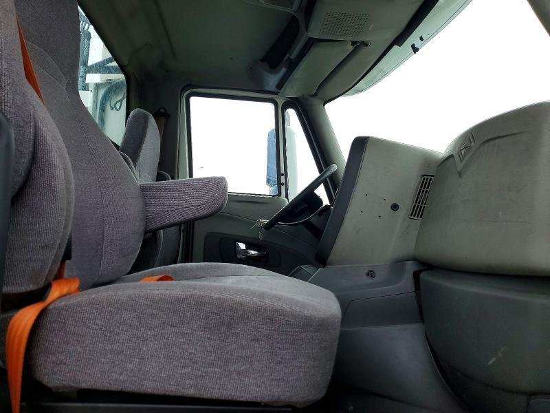 2013 International LF687 Semi Truck