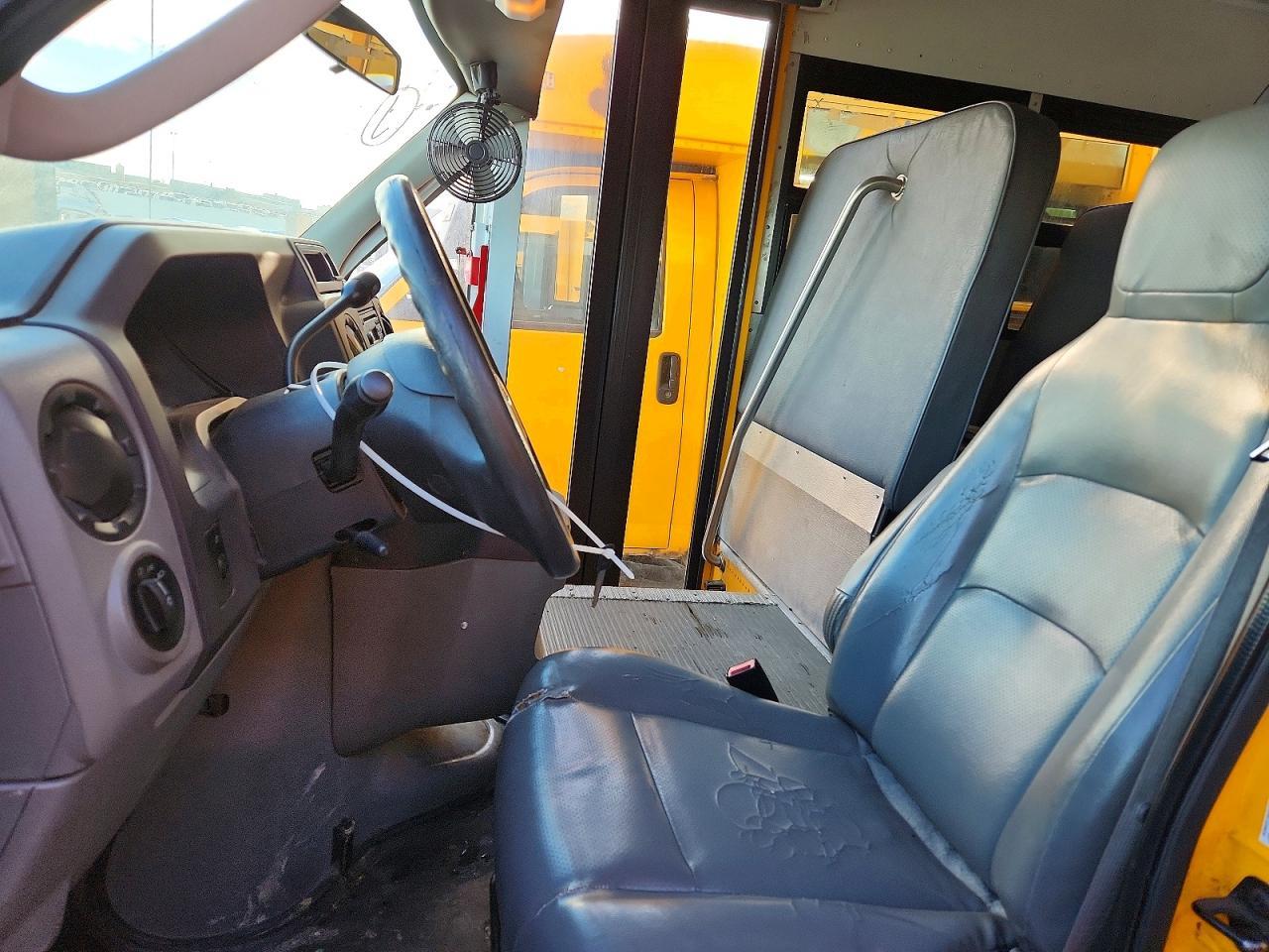 2011 Ford 2011 Collins Bantam E450-School Bus