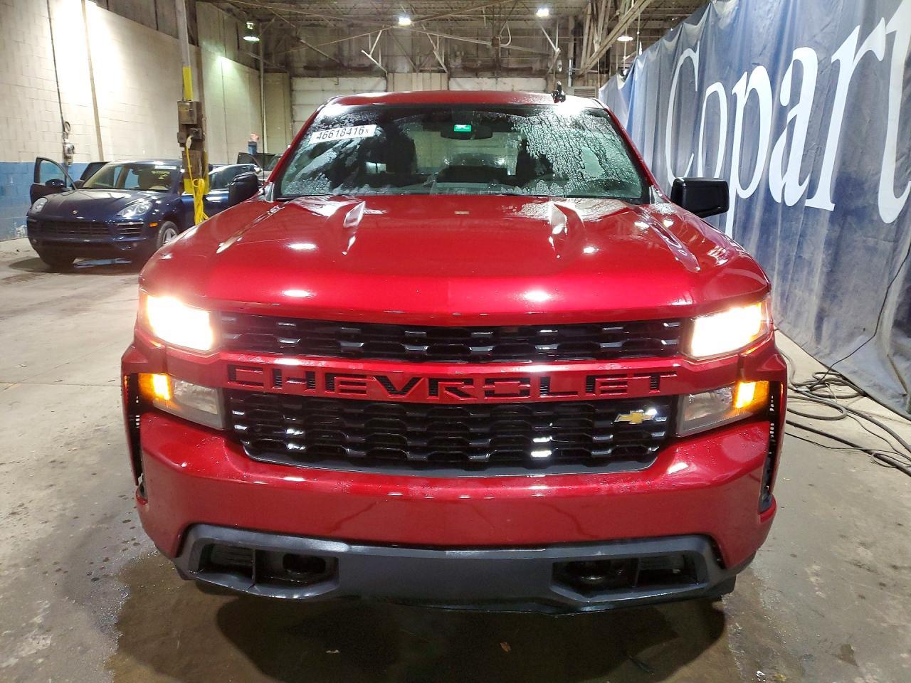 2020 Chev Silverado C1500 Custom