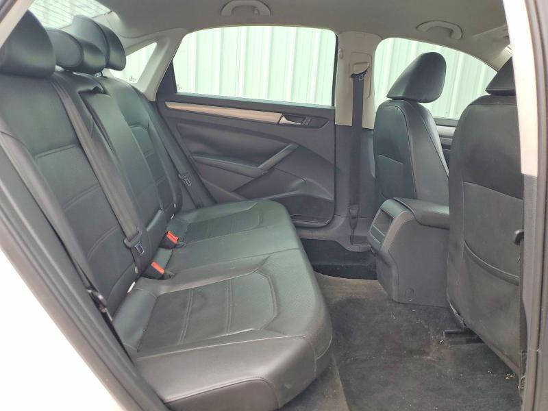 2015 Volkswagen Passat s