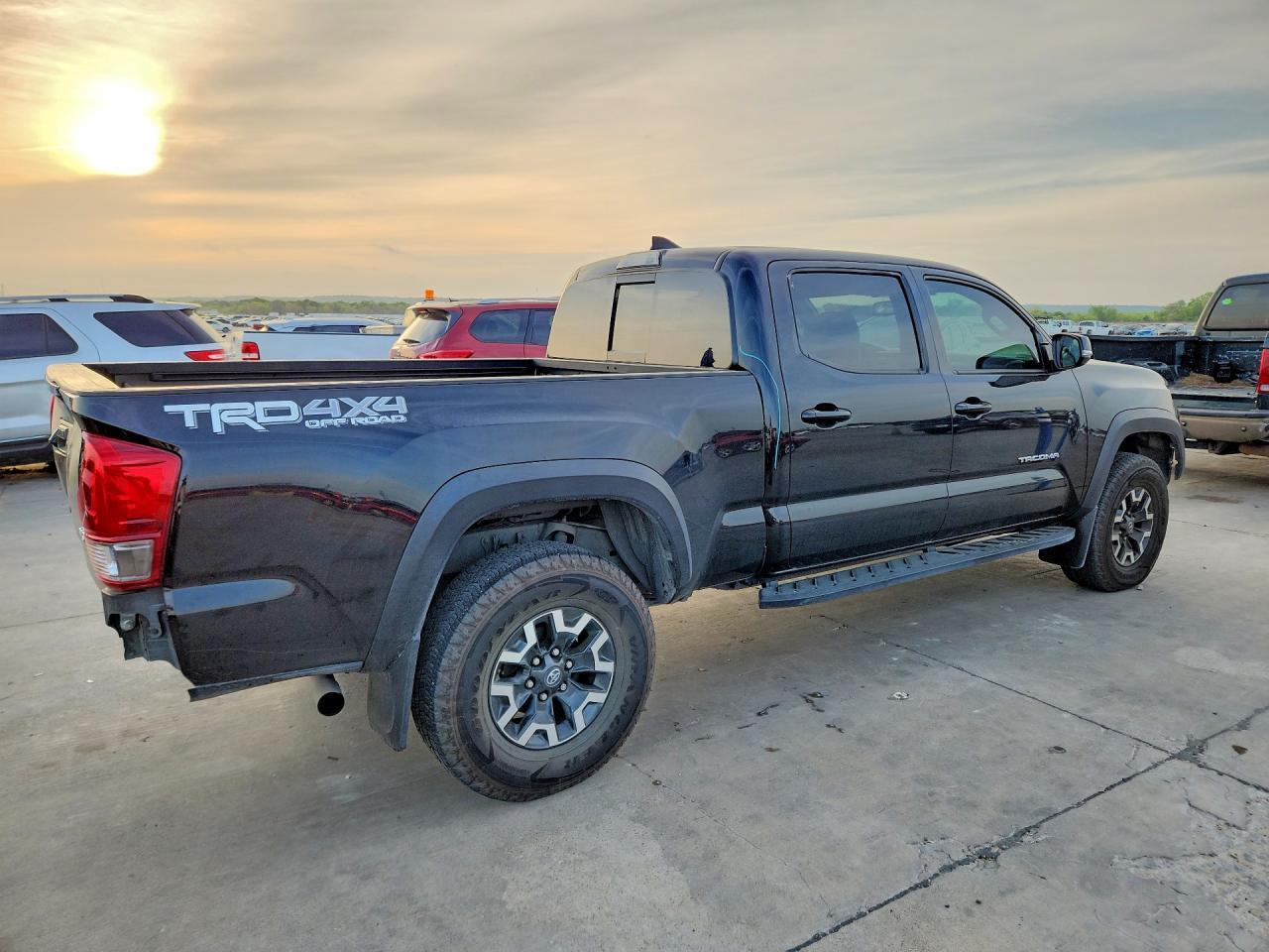 2017 Toyota Tacoma TRD OFF-Road