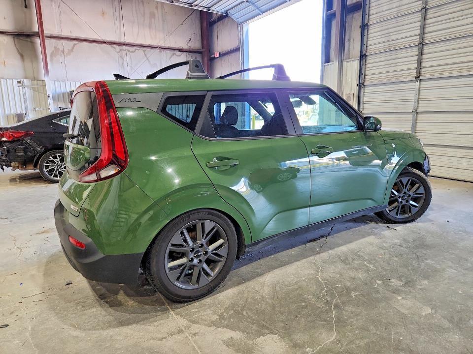 2022 KIA Soul EX