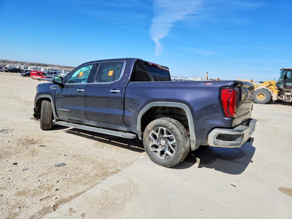 2025 GMC Sierra K1500 slt