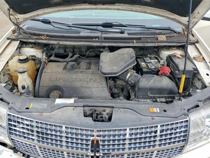 2008 Lincoln Townhouse MKX