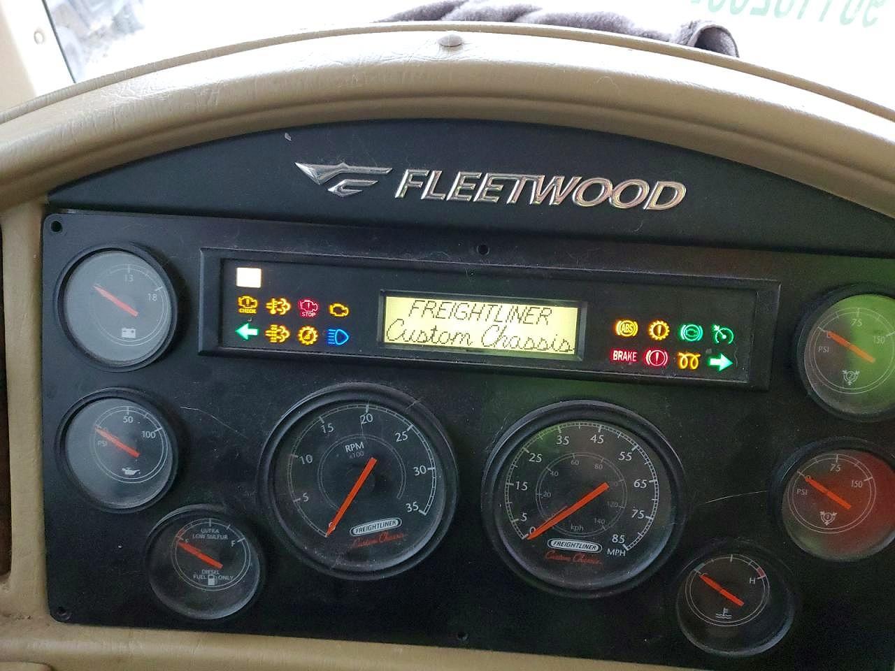 2008 Fleetwood Camper