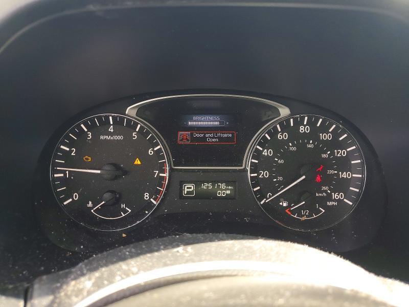 2015 Nissan Pathfinder sv