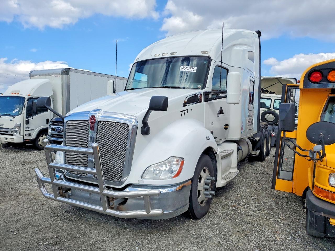 2019 Kenworth T680 Semi Truck