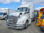 2019 Kenworth T680 Semi Truck