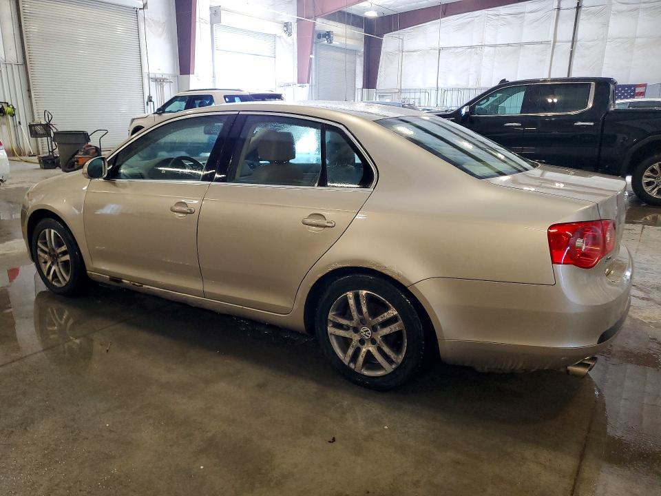 2005 Volkswagen New Jetta 2.5l Option Package 1