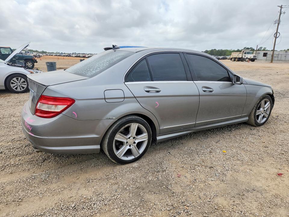 2011 Mercedes-Benz C300