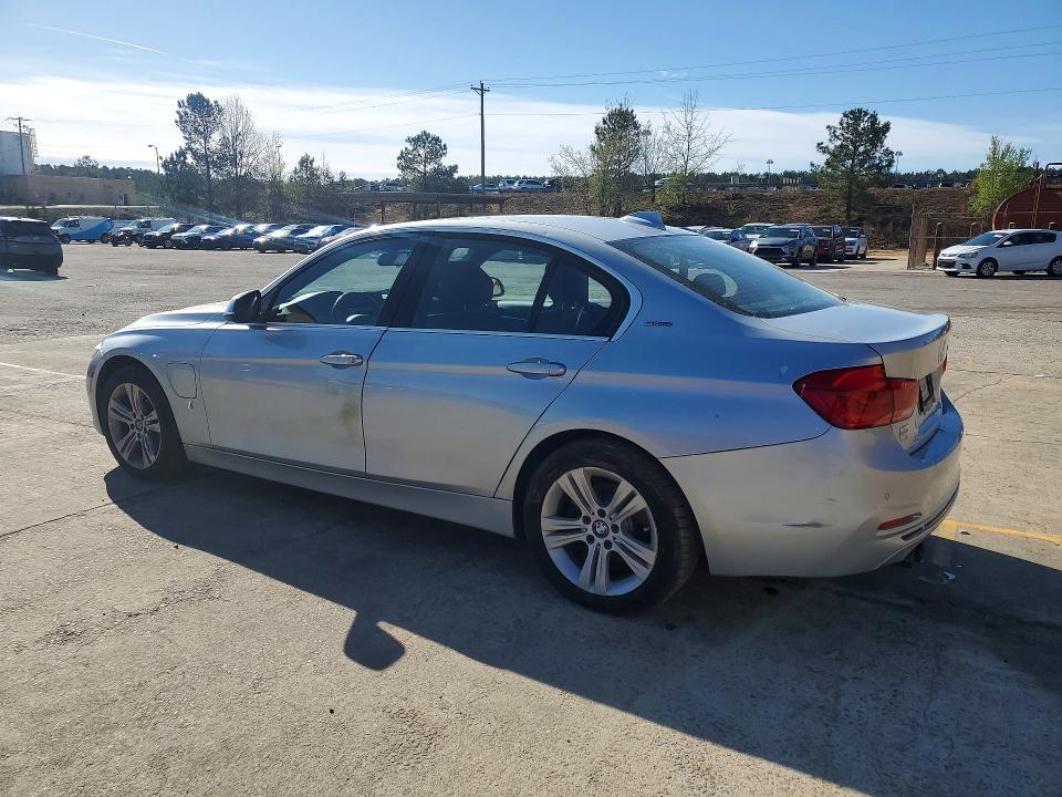 2017 BMW 330e
