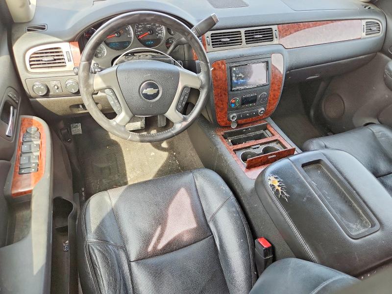 2009 Chevrolet Suburban K1500 ltz