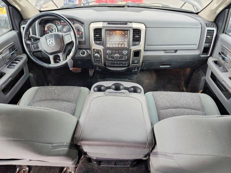 2015 Dodge Ram 1500 slt