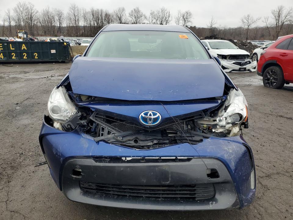 2015 Toyota Prius v Three