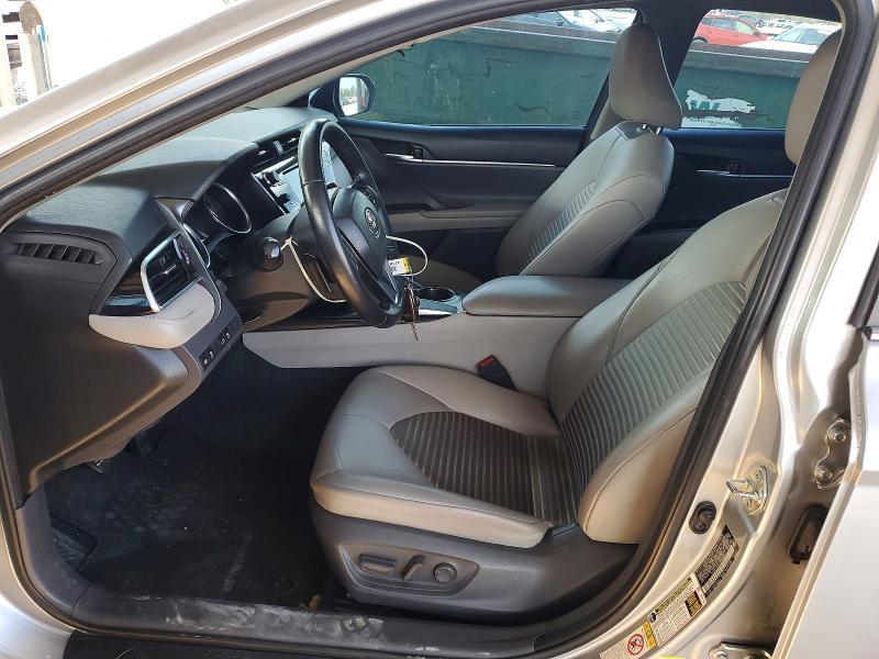 2018 Toyota Camry se