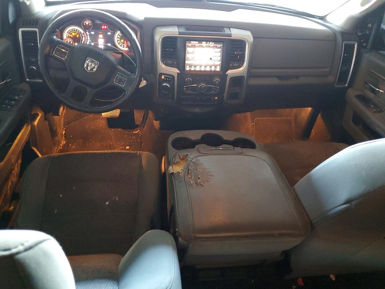 2014 Dodge RAM 1500 SLT