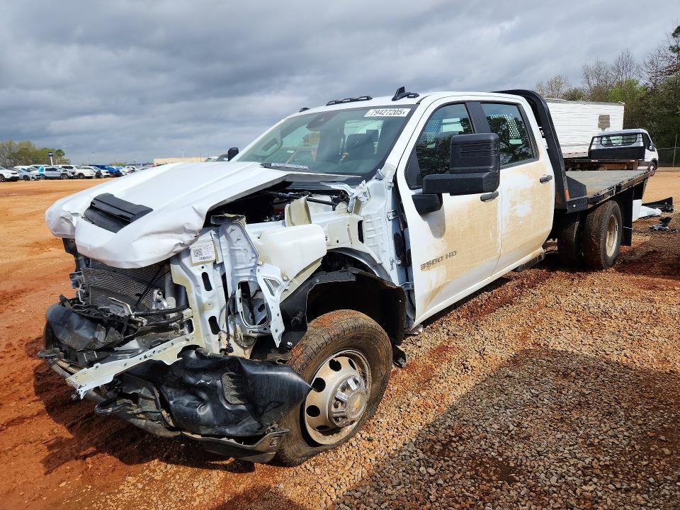 2025 Chevrolet Silverado HD Flatbed Truck