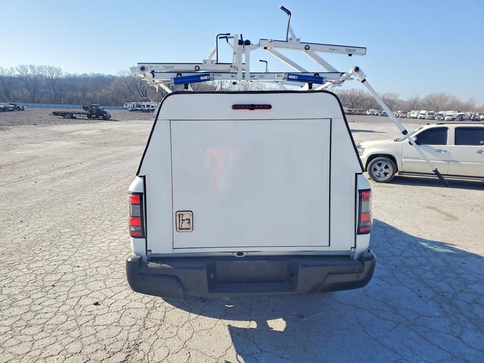 2024 Nissan Frontier S