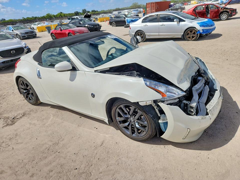 2017 Nissan 370z Roadster