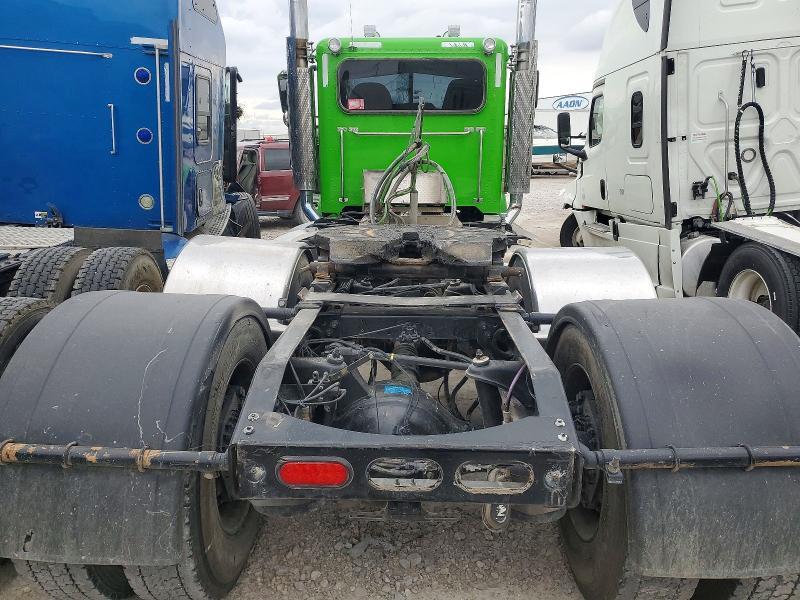 2021 Peterbilt 389 Semi Truck