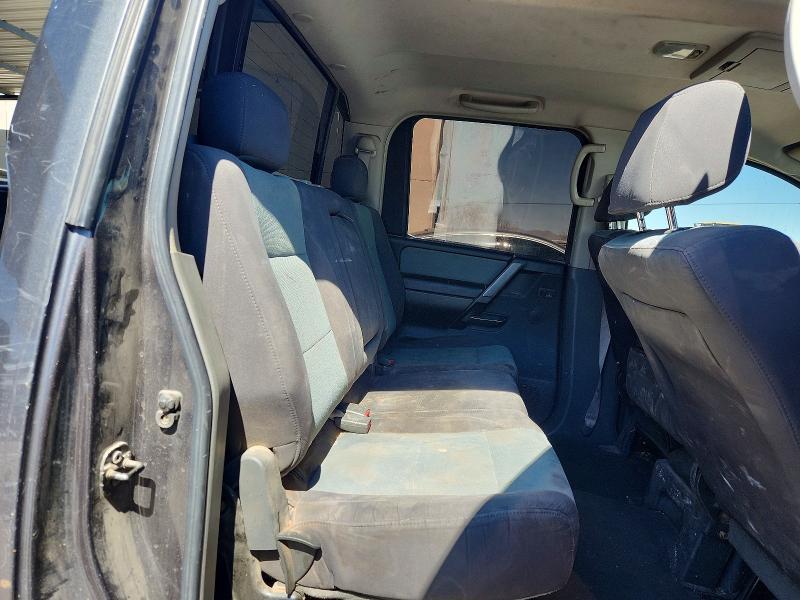 2005 Nissan Titan XE