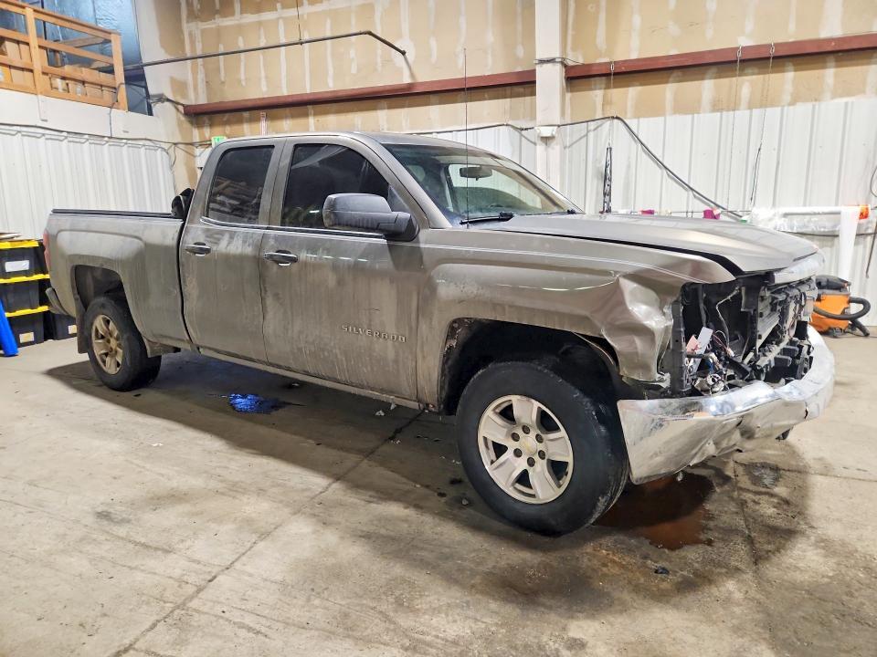 2017 Chev 1500 15 Crew 4X2