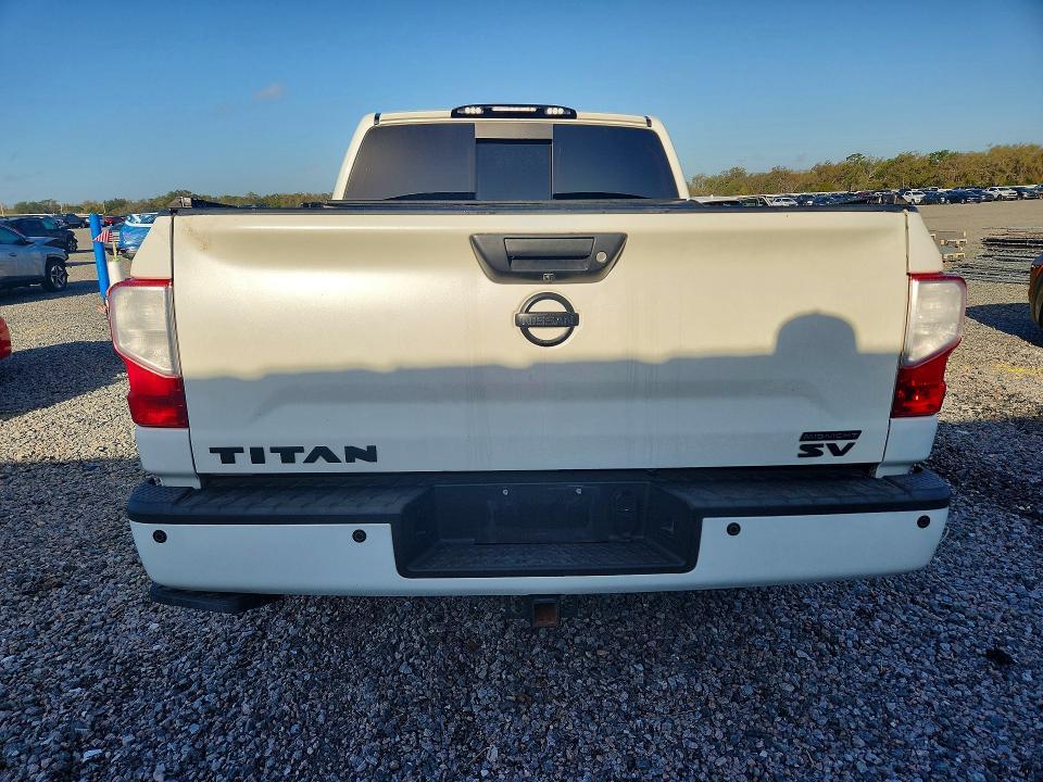 2018 Nissan Titan SV