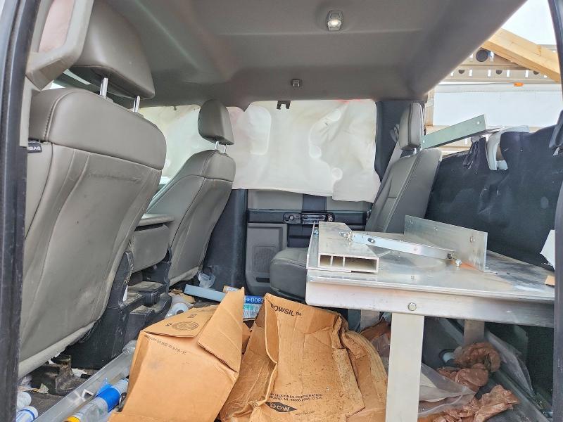 2018 Ford F350 Super Duty Glass Rack Truck