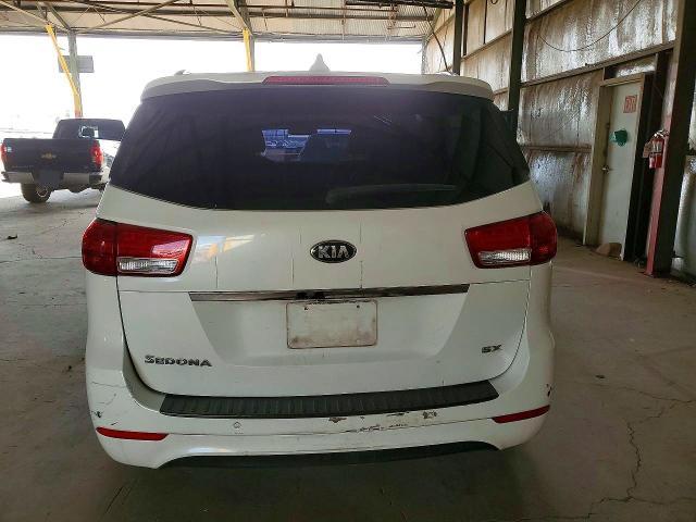 2018 KIA Sedona sx